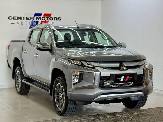 MITSUBISHI L200 TRITON 2.4 16V TURBO DIESEL SPORT HPE-S CD 4P 4X4 AUTOMÁTICO MITSUBISHI L200 TRITON 2.4 16V TURBO DIESEL SPORT HPE-S CD 4P 4X4 AUTOMÁTICO